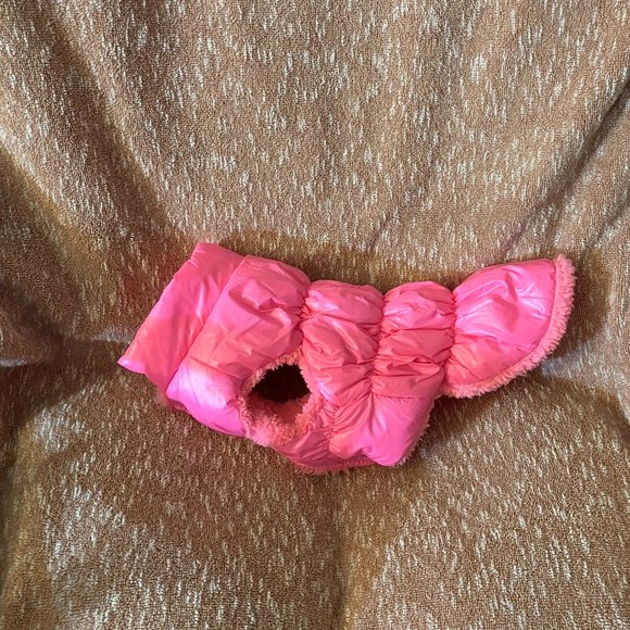 CHICDOG pink puffy VEST dog Sz M (see chart) pre-owned with D-ring slit - Picture 1 of 12